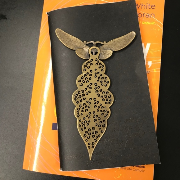 Butterfly Beaded Jeweled Book Mark Page Saver Metal Rhinstone - Picture 4 of 4